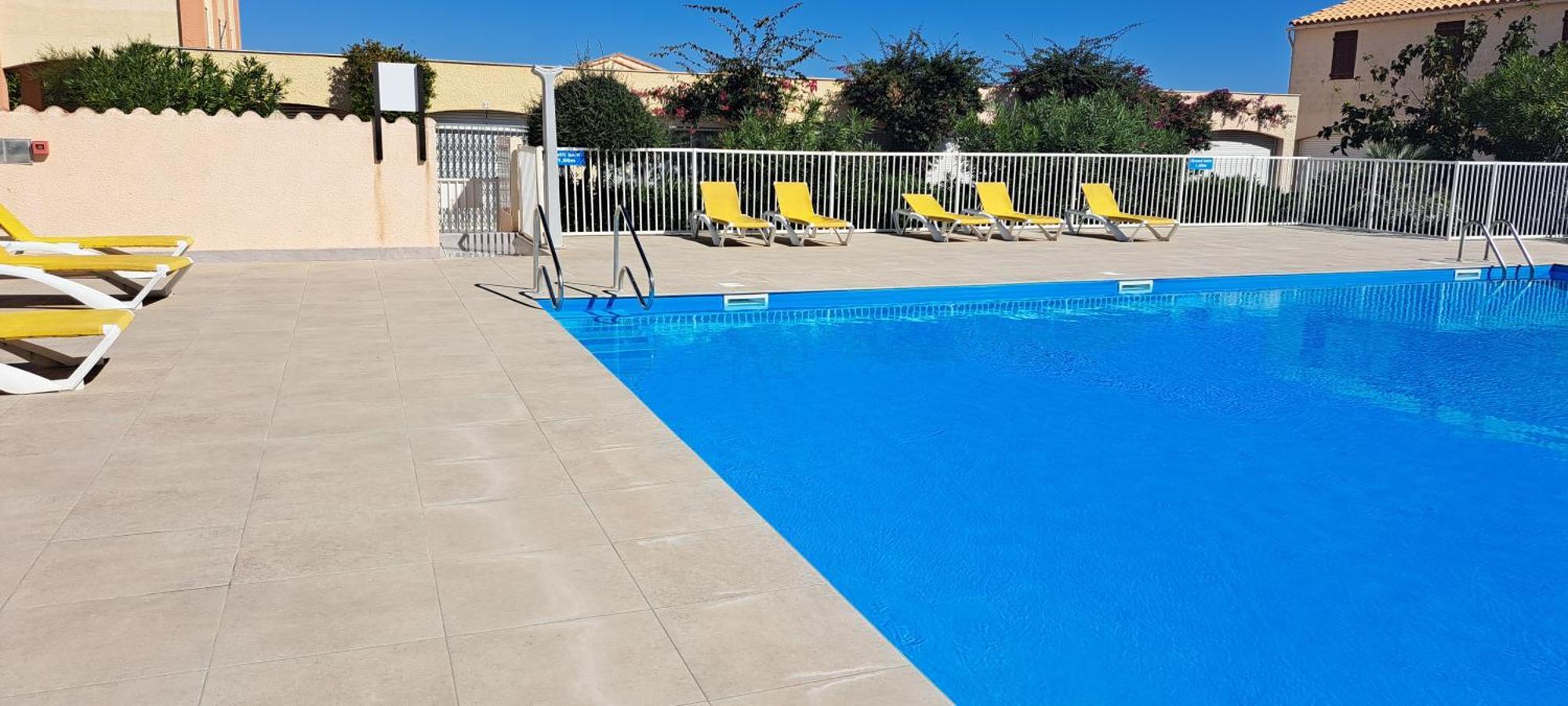 Au Village Coeur De Barcares Studio Vue Mer 3 Couchages Le Barcarès Eksteriør billede