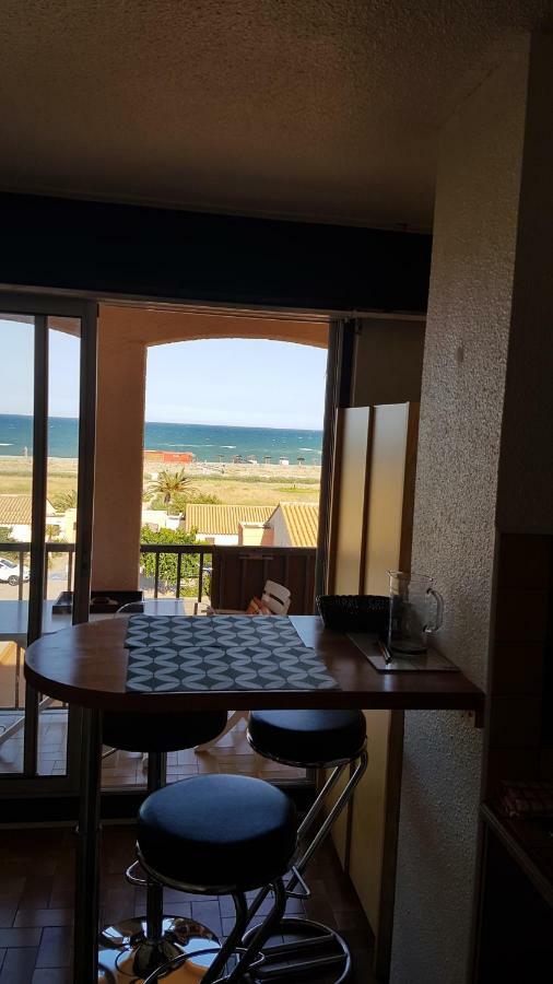 Au Village Coeur De Barcares Studio Vue Mer 3 Couchages Le Barcarès Eksteriør billede