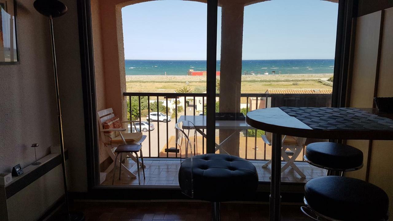 Au Village Coeur De Barcares Studio Vue Mer 3 Couchages Le Barcarès Eksteriør billede