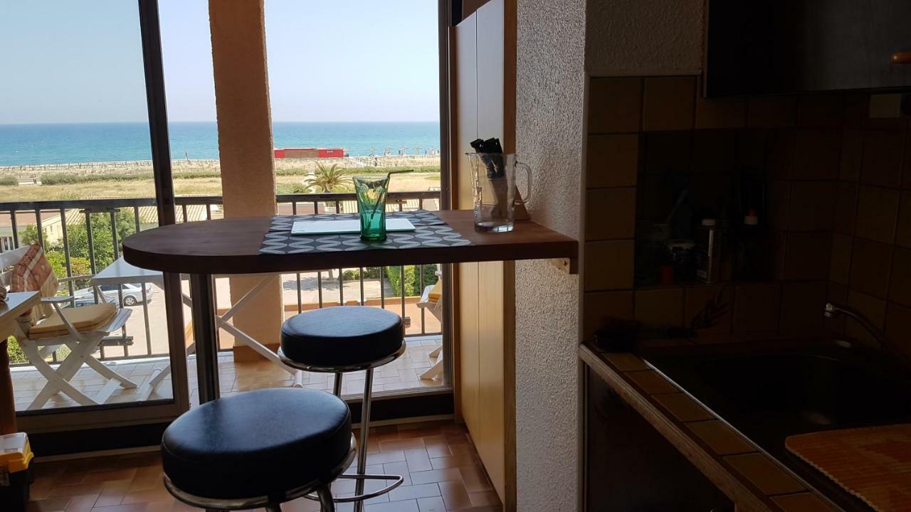 Au Village Coeur De Barcares Studio Vue Mer 3 Couchages Le Barcarès Eksteriør billede